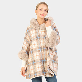Soft Checker Pattern Hoodie Cape with Faux Fur