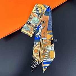 Illustrated Scene Print Silky Twilly Skinny Scarf