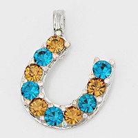 Crystal Horse Shoe Magnetic Clasp Pendant