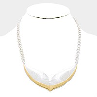 Two tone metal necklace