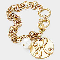 'H' MONOGRAM DISC CHARM LINKED CHAIN BRACELET