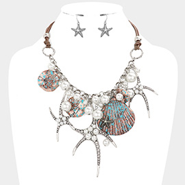 Pearl embellished starfish shell pendant necklace