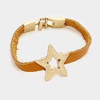 Star & faux leather bracelet