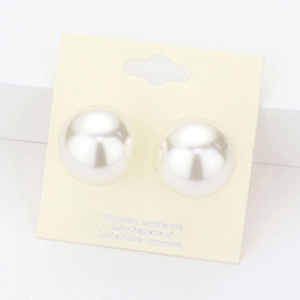 20mm Pearl stud earrings