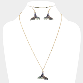Patterned Whale Tail Pendant Necklace