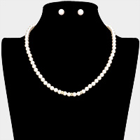 Triple Rhinestone Ring Pointed Pearl Necklace