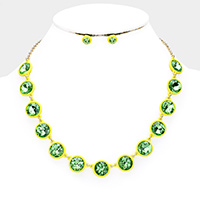 Glass Crystal Resin Trim Necklace 