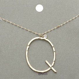 -Q- Monogram Brass Metal Pendant Necklace