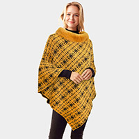 Patterned Faux Fur Collar Poncho