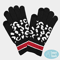 Leopard Patterned Striped Cuff Knit Smart Gloves