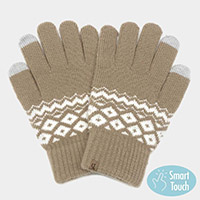 Geometric Patterned Knit Smart Gloves