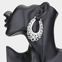 Cut Out Detailed Rhinestone Embellished Metal Pin Cat Earrings