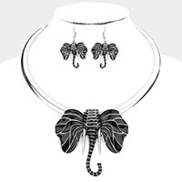 Metal Elephant Accented Necklace