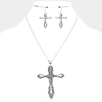 Antique Metal Cross Pendant Necklace
