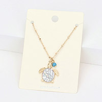 Patterned Turtle Pendant Necklace