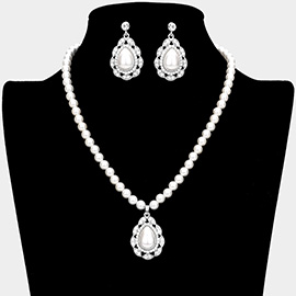 Rhinestone Embellished Teardrop Pearl Accented Necklace