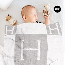 Reversible H Patterned Kids Throw Blanket