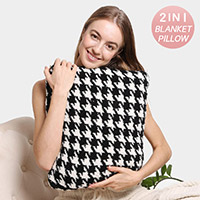 2 IN 1 Reversible Houndstooth Patterned Blanket / Pillow