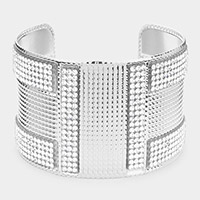 Crystal lined metal cuff bracelet