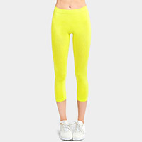 Ladies Solid Capri Leggings