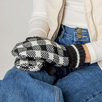 Buffalo Check Patterned Mitten Gloves