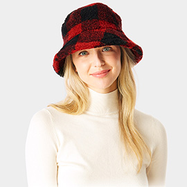 Check Patterned Faux Fur Bucket Hat