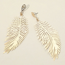 Cut Out Detailed Metal Feather Dangle Earrings