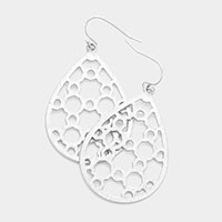 Cut Out Detailed Metal Teardrop Dangle Earrings