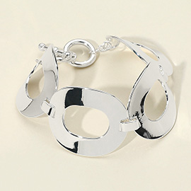 Open Metal Oval Link Toggle Bracelet