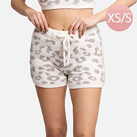 Leopard Patterned Side Pockets String Shorts