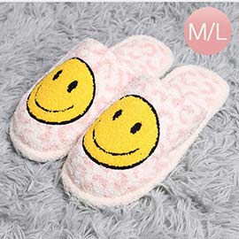 Smile Accented Leopard Patterned Soft Home Indoor Floor Slippers