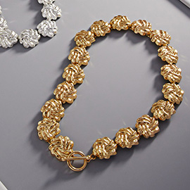 Metal Knot Link Toggle Necklace