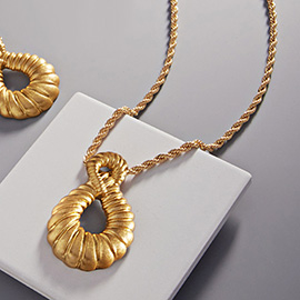 Metal Infinity Pendant Long Necklace