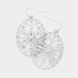 Pattern Detailed Metal Oval Dangle Earrings