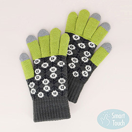 Aztec Patterned Knit Touch Smart Gloves