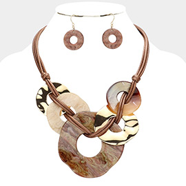 Glittered Abstract Open Resin Metal Link Necklace