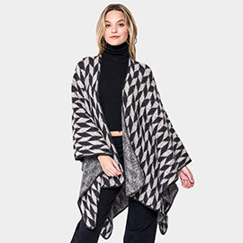 Geometric Patterned Knit Kimono Poncho