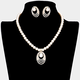 Rhinestone Paved Oval Pearl Pendant Pearl Necklace