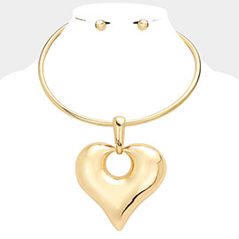 Metal Heart Pendant Necklace