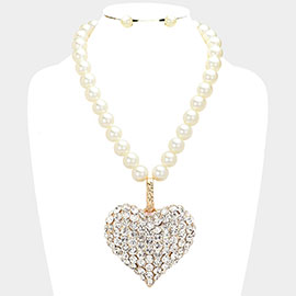 Stone Paved Heart Pendant Pearl Necklace