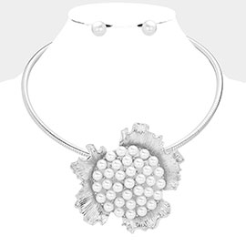 Pearl Metal Flower Pendant Necklace