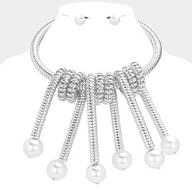 Abstract Pearl Metal Necklace