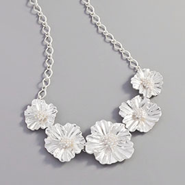 Metal Flower Link Necklace