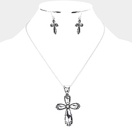 Antique Metal Western Cross Pendant Necklace