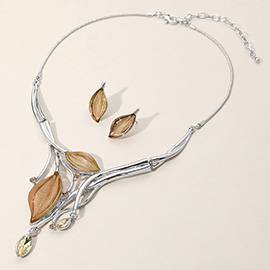 Crystal detail Enamel leaf necklace