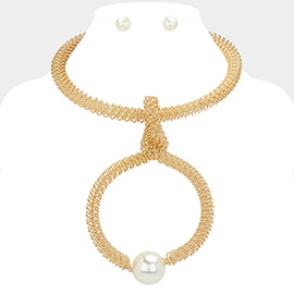 Pearl Pointed Oversized Open Ring Metal Wire Statement Necklace