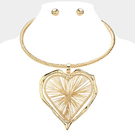 Metal Wire Oversized Open Heart Pendant Statement Necklace