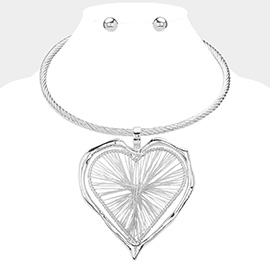 Metal Wire Oversized Open Heart Pendant Statement Necklace