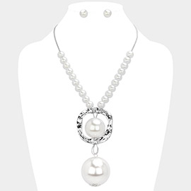 Oversized Pearl Hammered Metal Pendant Statement Necklace