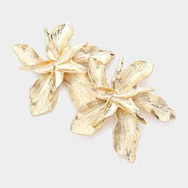 Textured Metal Flower Earrings